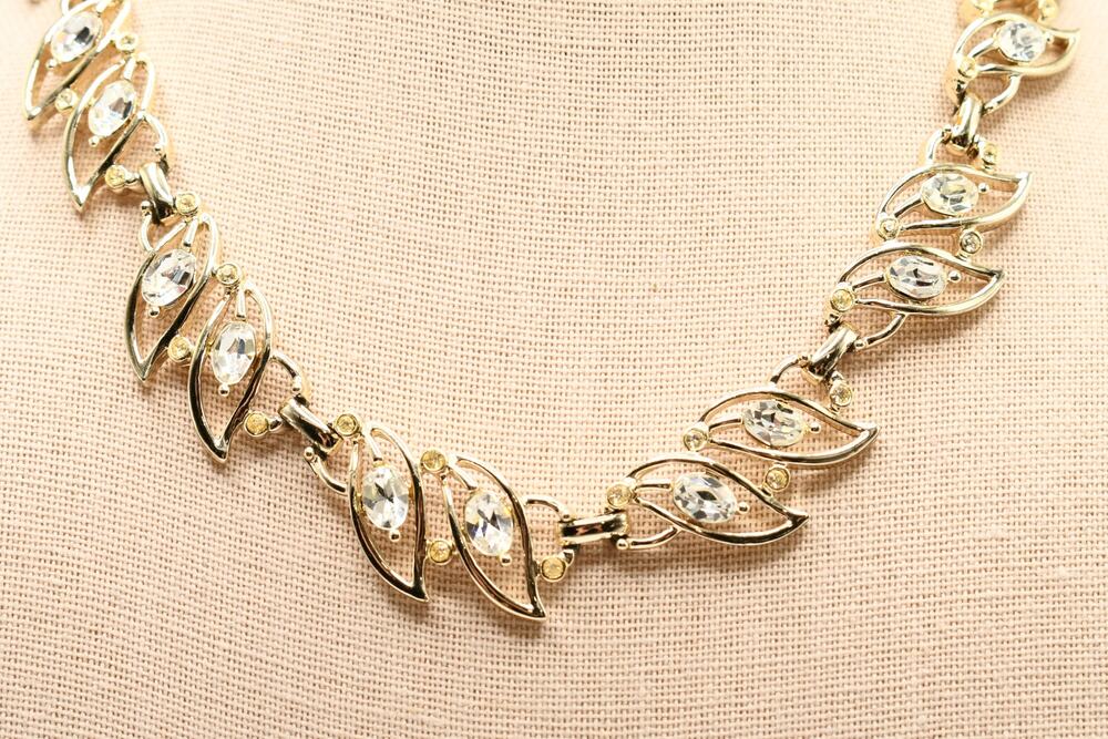 Vintage Kramer Style Clear Rhinestone Leaf Necklace Gold Tone 1950s